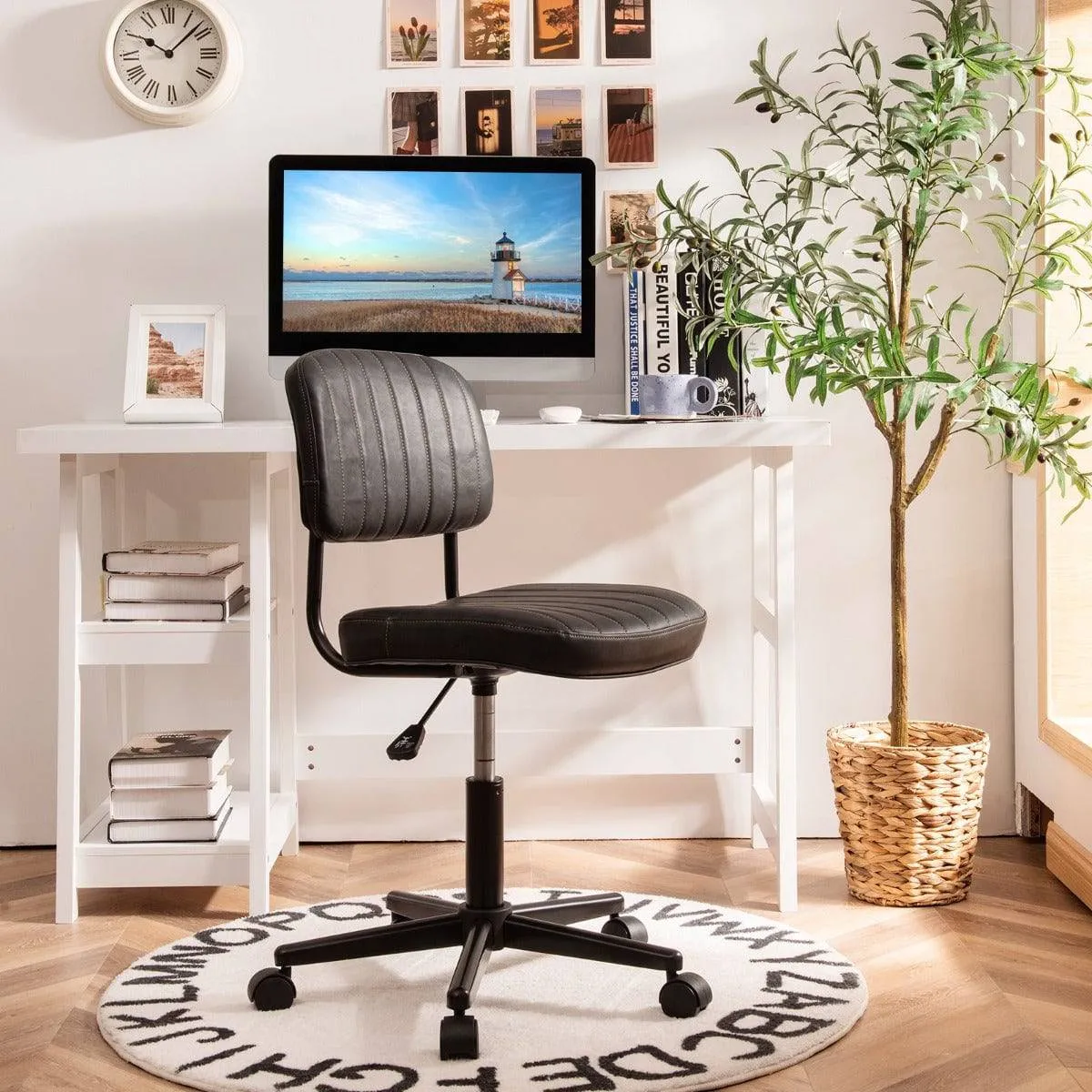 Adjustable Ergonomic Leisure Chair with PU Leather