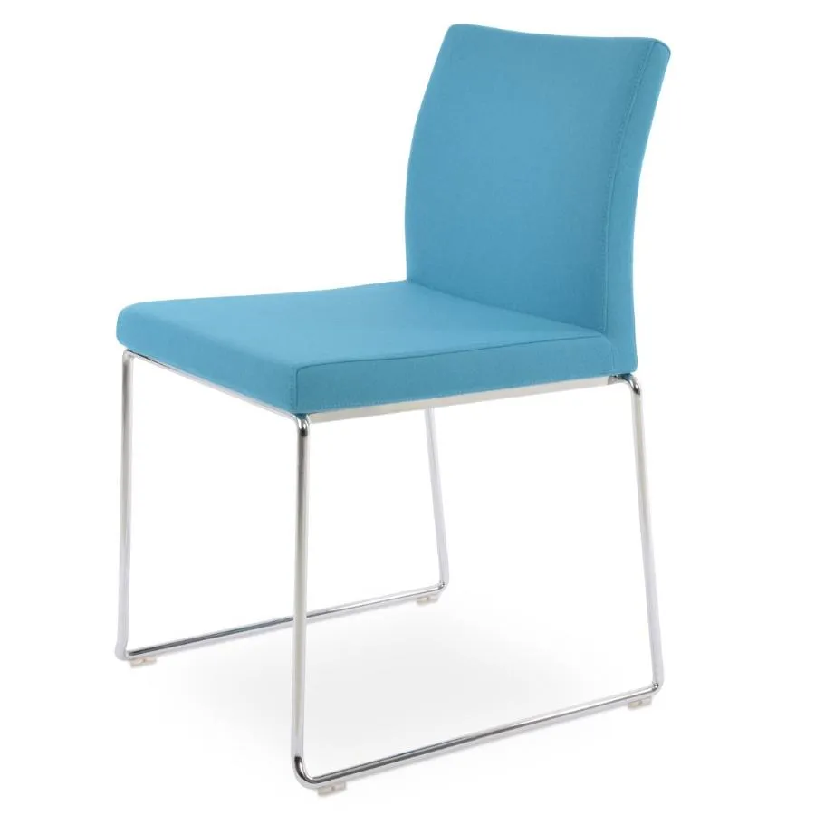 Aria Wire Stackable Chair