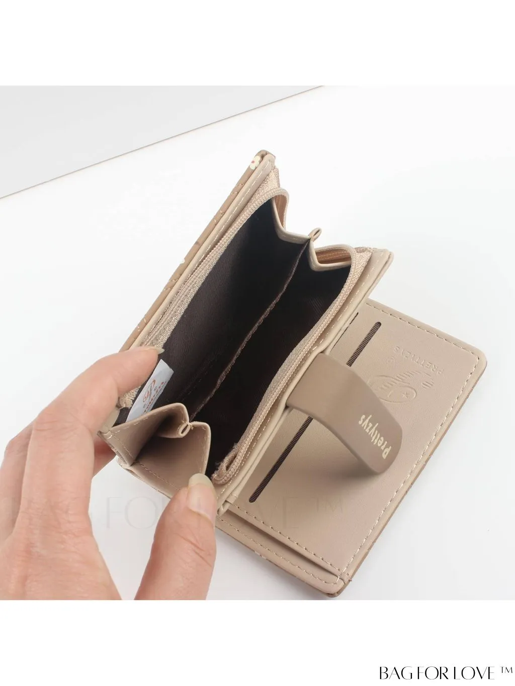 BagForLove - Small Preppy Wallet with Floral and Letter Graphic Design
