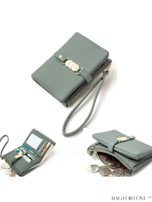 BagForLove - Stylish Green Metal Zippered Wallet with Fashionable Metal Accents