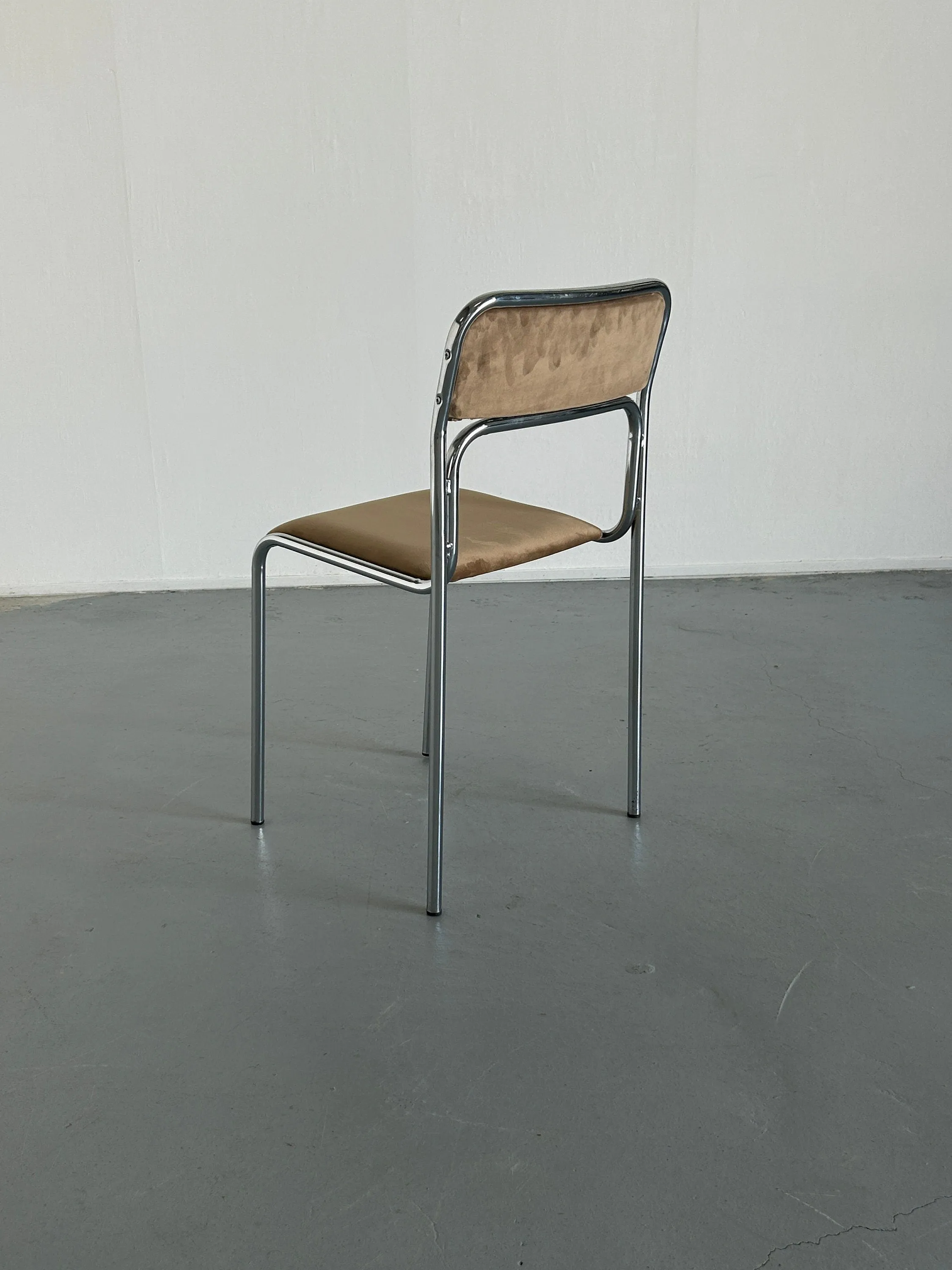 Bauhaus Design Chrome Tubular Steel and Beige Velvet Chairs