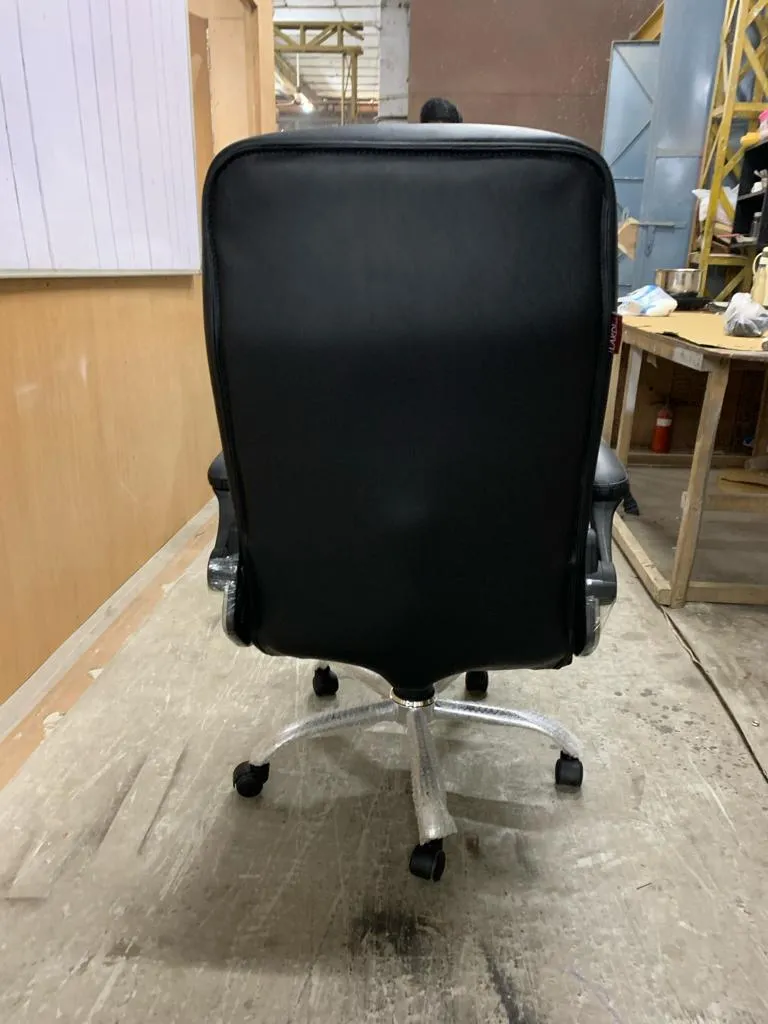 Comfortable Director Chair with Adjustable Armrest Office Chair