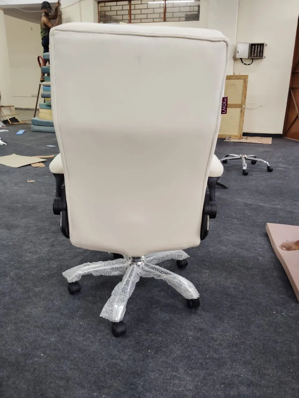 Comfortable Director Chair with Adjustable Armrest Upholstery in Velvet Light Beige (Super Soft)