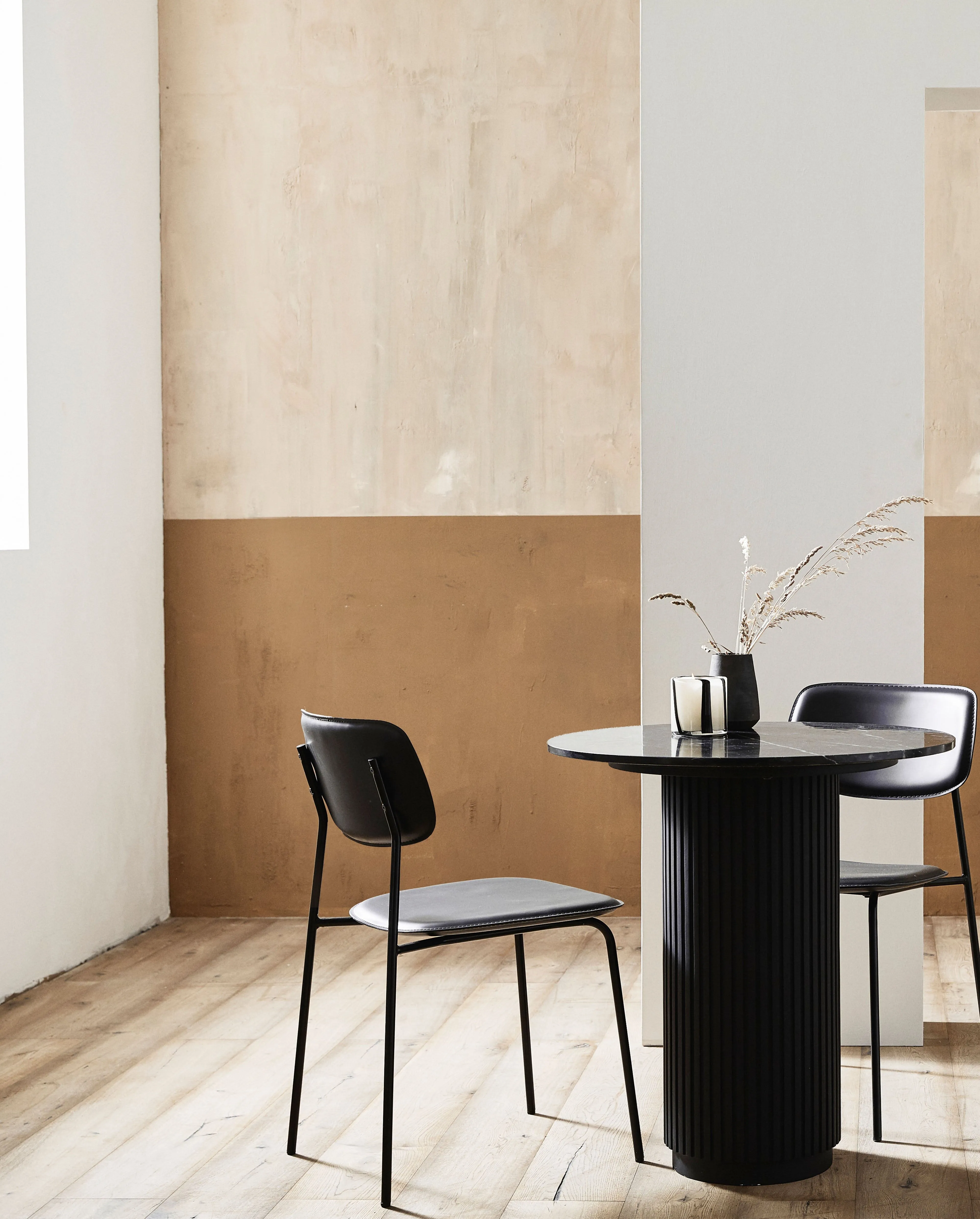 ESA dining chair, black