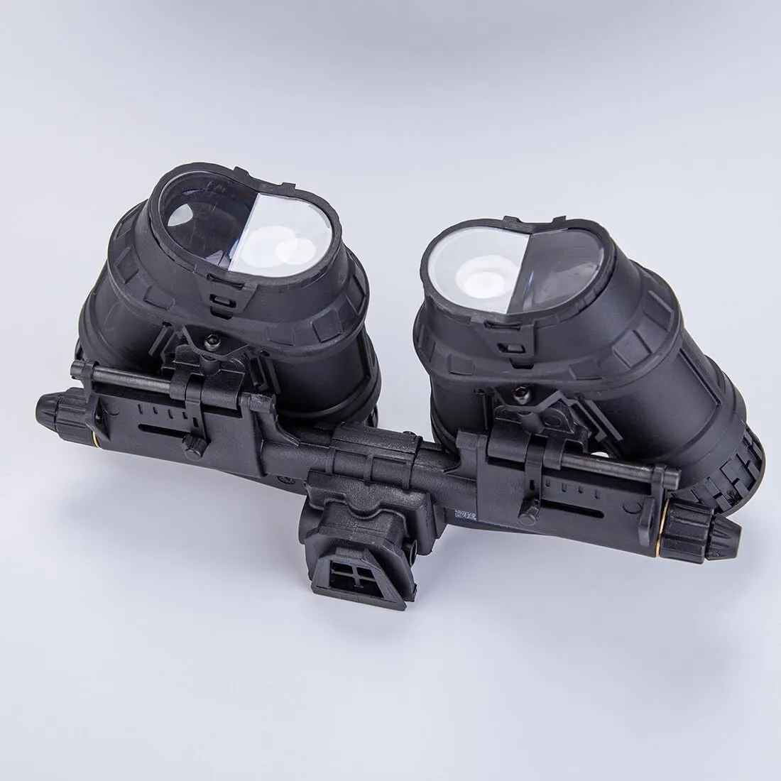 GPNVG 18 Night Vision Goggles Dummy Model with Night Vision Mount, Four-Tube Binocular Night Vision for Tactical Helmet NVG Mount, Cosplay Prop