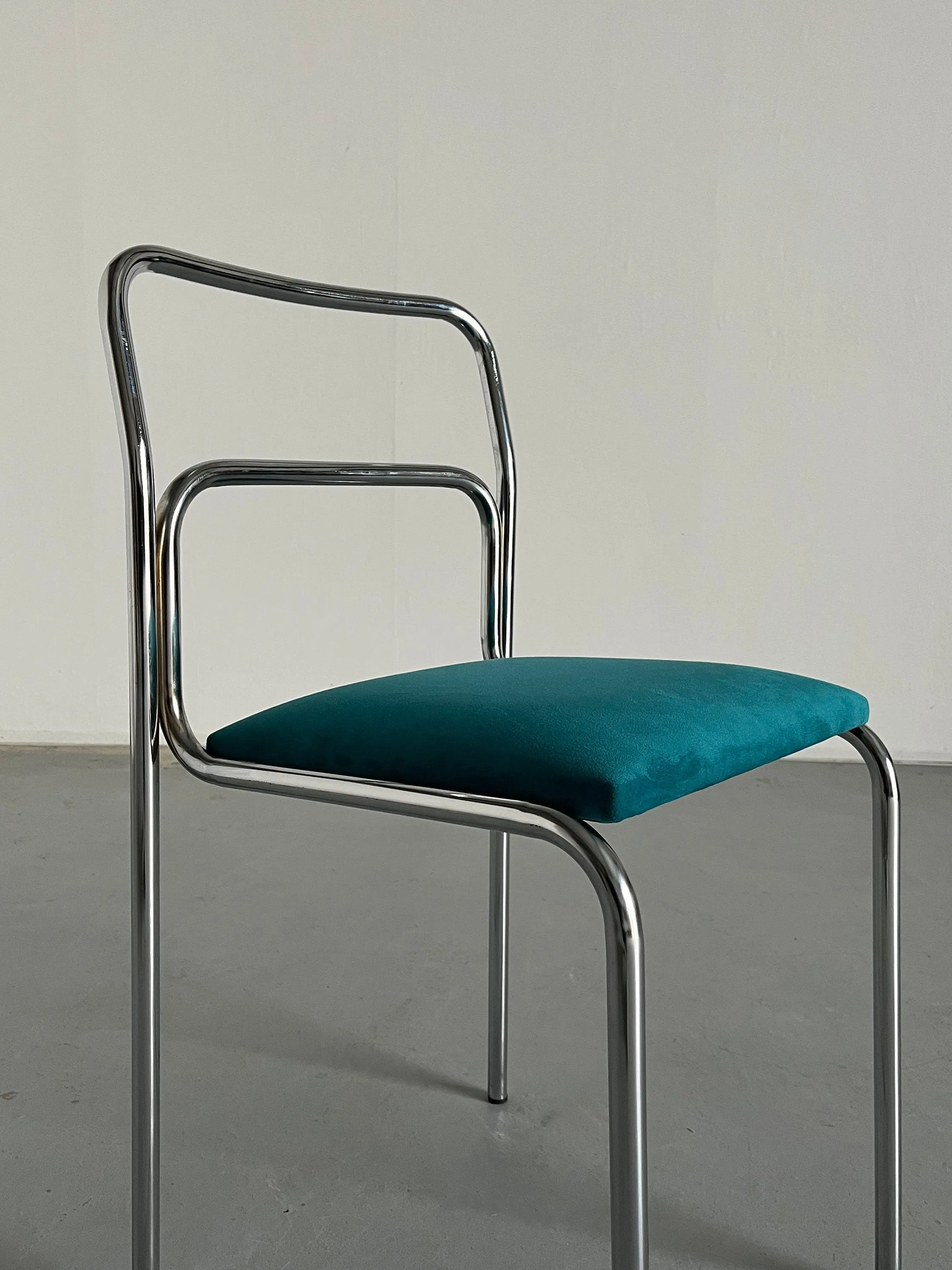 Italian Modernist Stackable Dining Chairs in Green Velvet, 1980s
