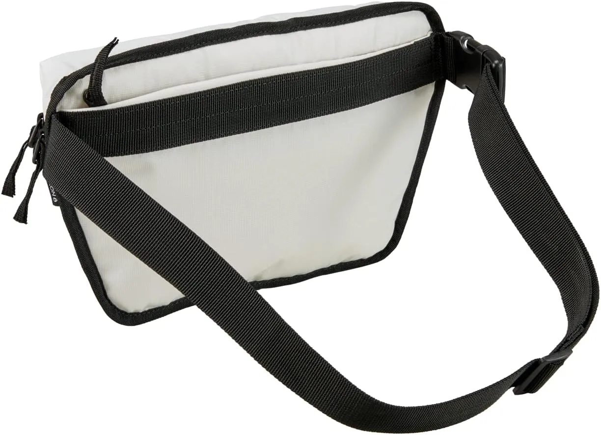 NIXON Day Trippin' 3.17L Sling Bag - White
