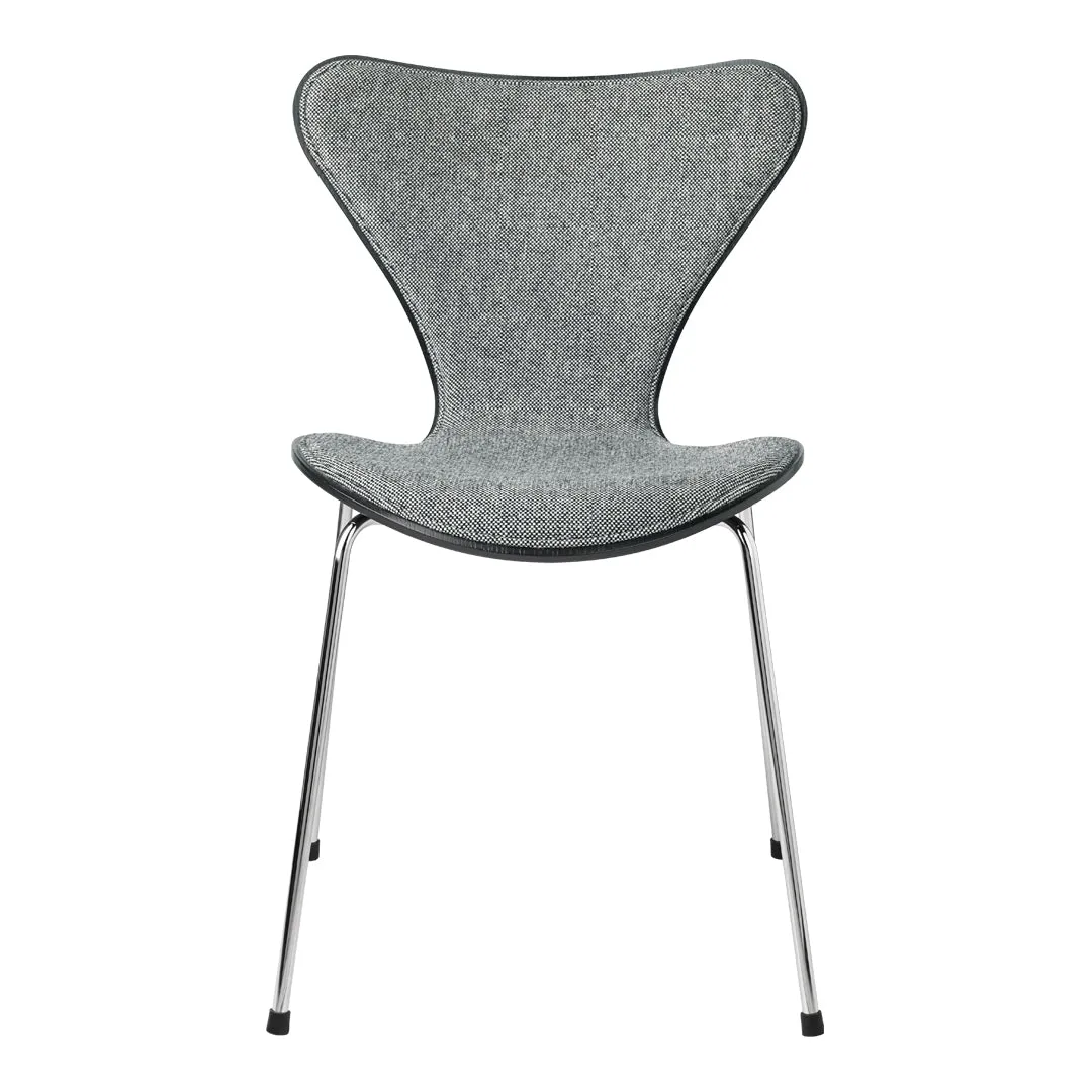 Series 7 Chair 3107 - Lacquered - Front Upholstered
