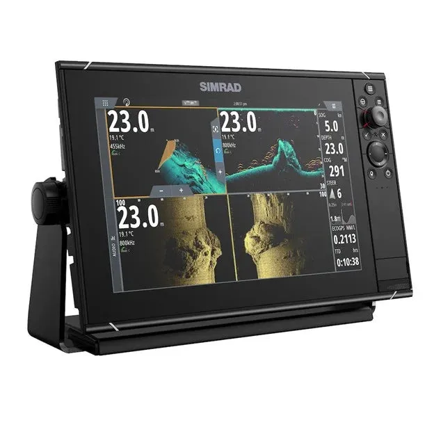 Simrad NSS12 evo3S with world basemap