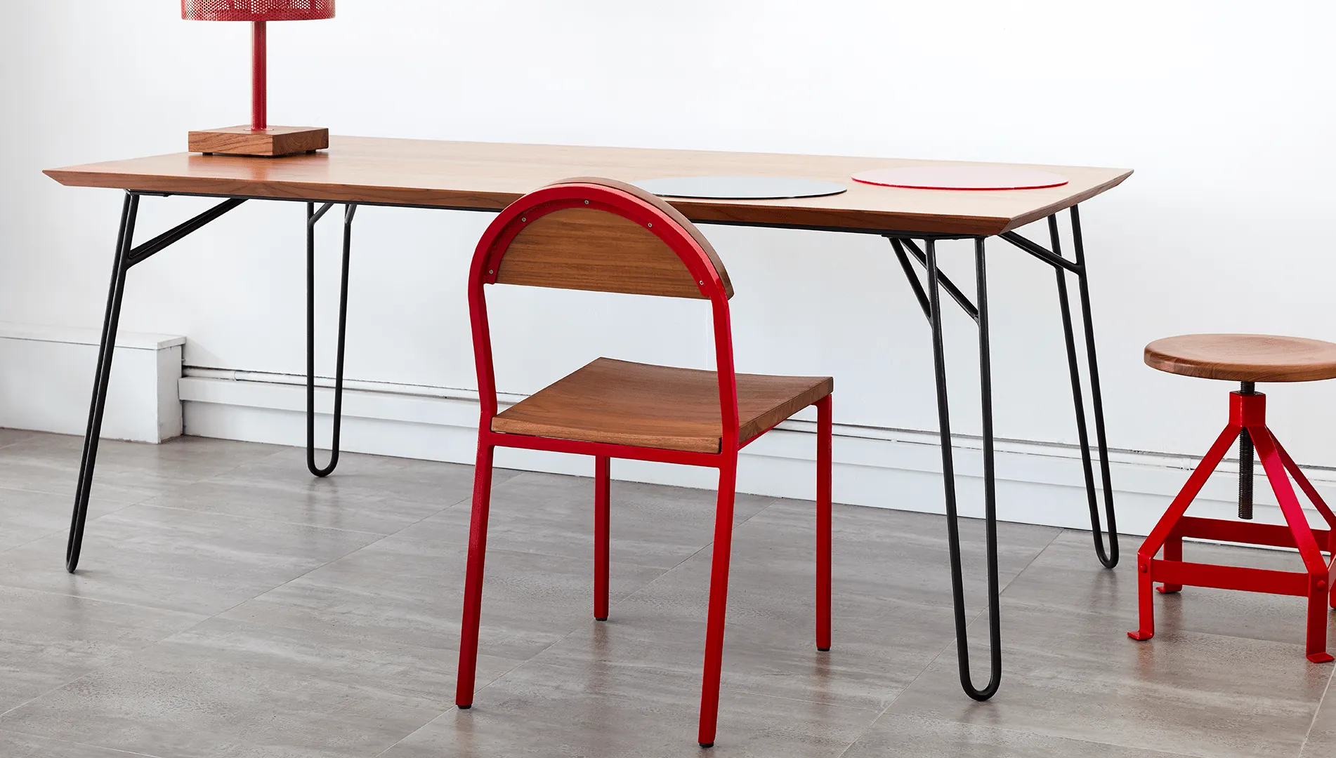 Suzy Stackable Dining Chair Round