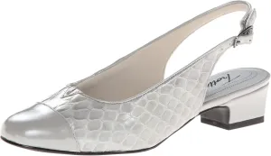 Trotters Women's DEA Pumps