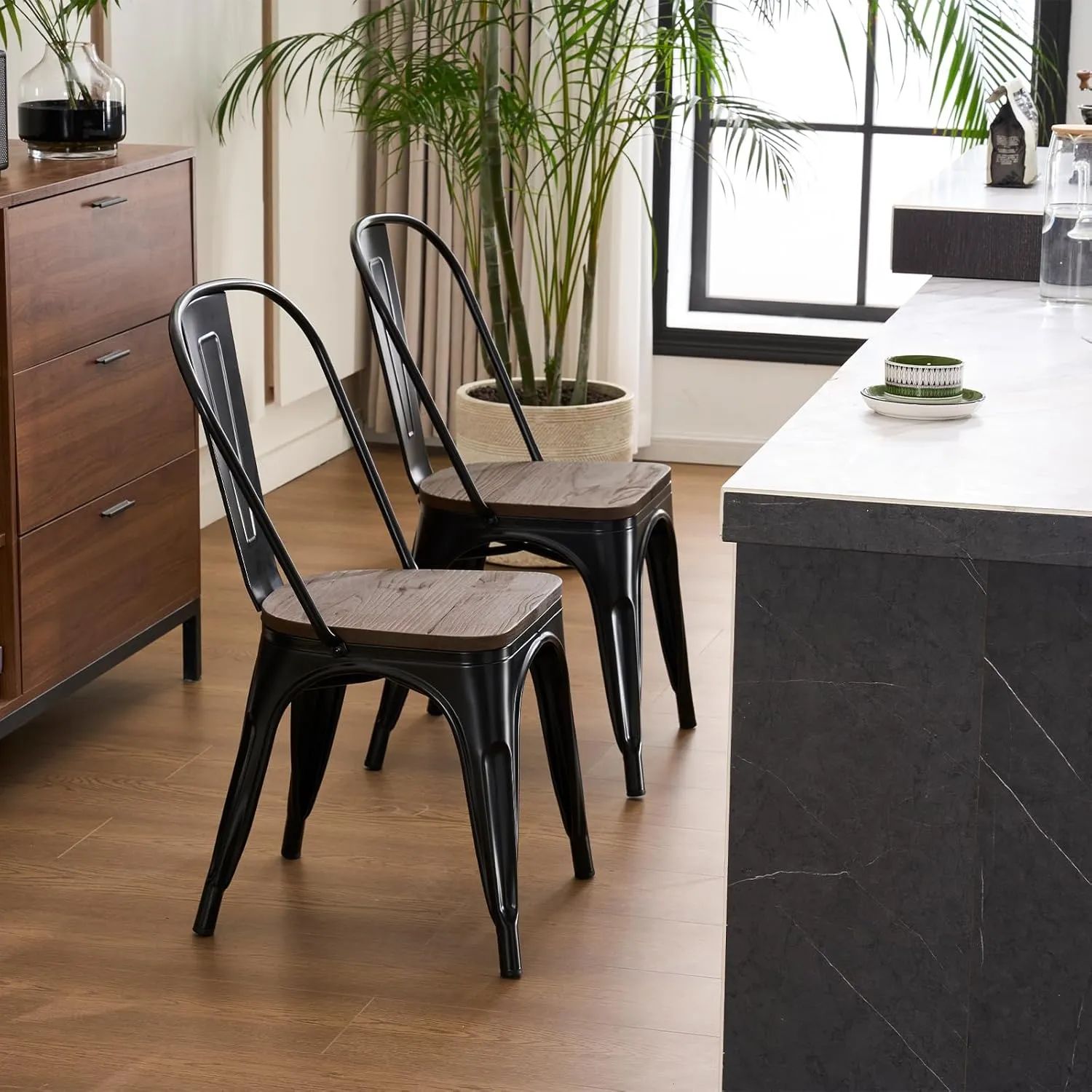 YOUNIKE 18 Inch Dining Chair Set of 4 Industrial Vintage Stackable Metal Chairs Counter Bar Chairs with High Backrest Wood Seat for Home Kitchen and Cafe Bar Use, Matte Black